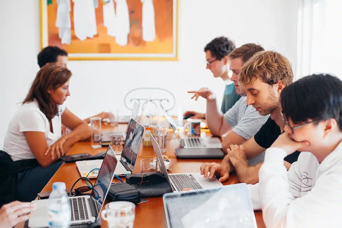 Réussir sa reconversion professionnelle grâce à la formation : les clés du succès à connaître