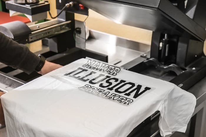 Pourquoi investir dans des t-shirts personnalisés pour votre entreprise ?