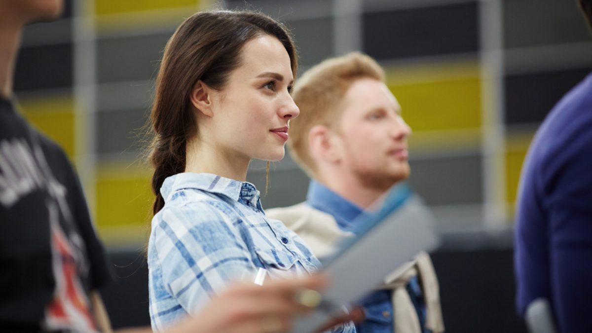 Analyse stratégique, veille économique et sécurité : explorer les carrières après un mastère renseignement