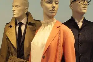 Comment devenir un directeur artistique de mode ?