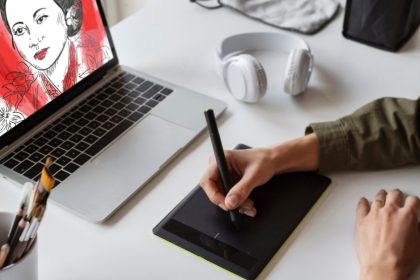 Devenir illustrateur professionnel : conseils pour réussir son entrée sur le marché